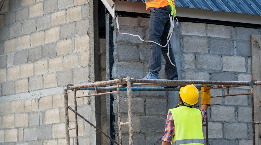 Expert Emergency Roof Repairs services in Healdsburg, CA